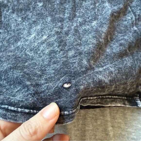 Sz Large Dark Grey Distressed Band Tee featuring Marvel’s Avengers Disney - Picture 4 of 8